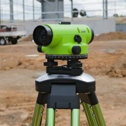 Imex LAR32 Magnification Auto Dumpy Level X32 With Staff & Tripod -Tools Shop 2. lar28 32 site shot 2