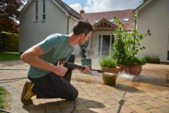 Bosch Universal Aquatak Electric 1900w Pressure Washer 135Bar 240v -Tools Shop BOUA135 04