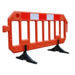 Elite Chapter 8 Guard Barrier 2m X 1m With Swivel Feet