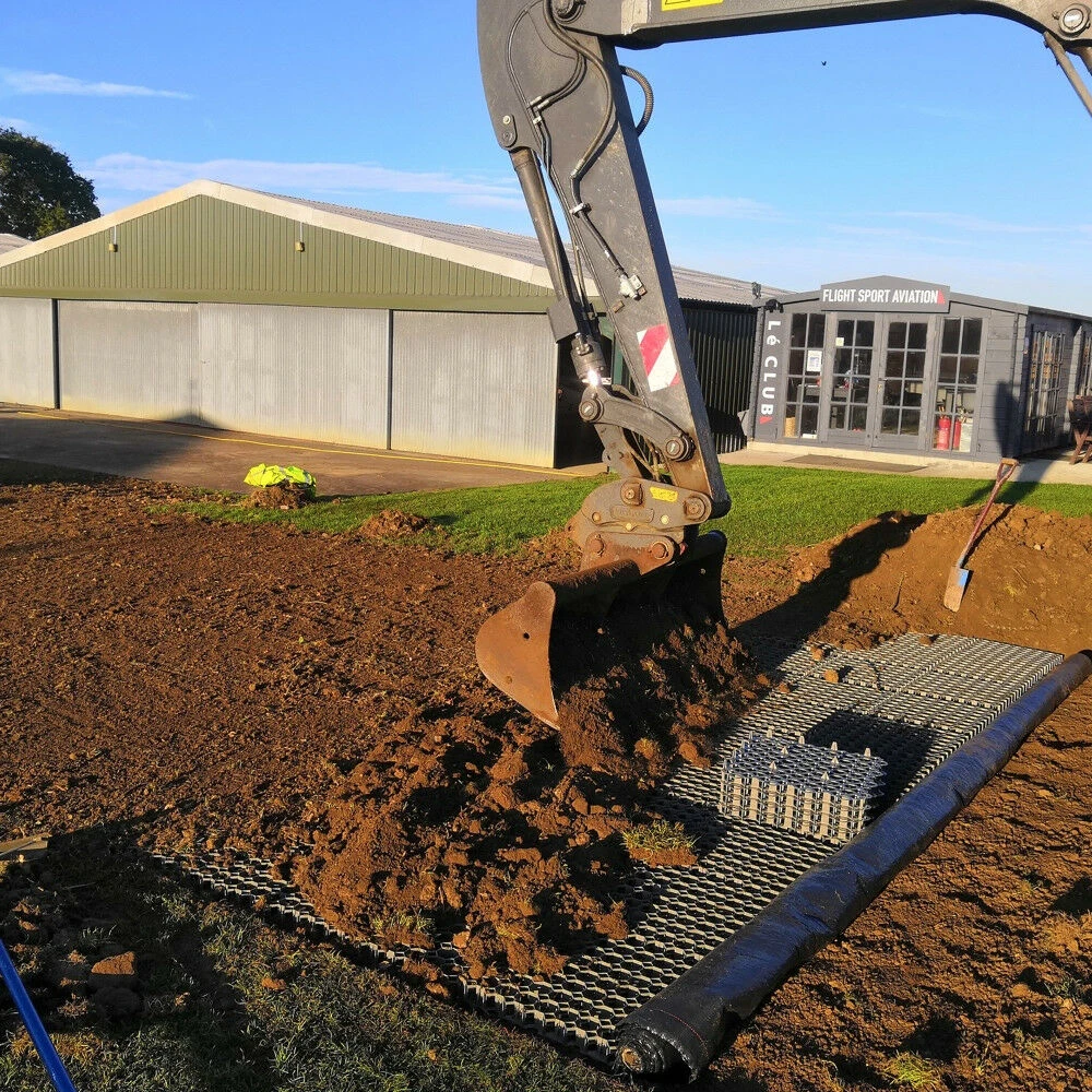 Elite Grass Grid Ground Mat (Various Weights) 3 Elite Grass Grid Ground Mat (Various Weights) - Image 3