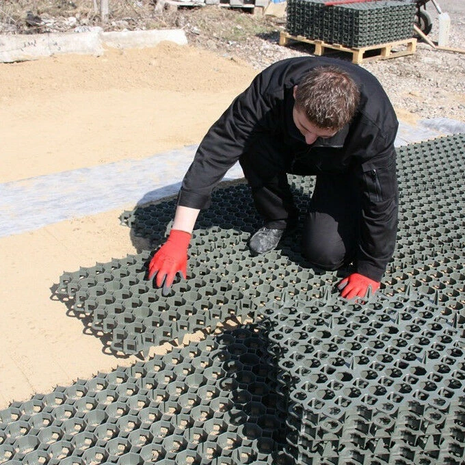 Elite Grass Grid Ground Mat (Various Weights) 8 Elite Grass Grid Ground Mat (Various Weights) - Image 8