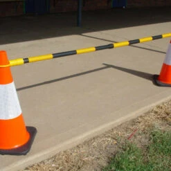 Extendable Road Cone Bar Pole 1.3 To 2.2m (Various Colours) -Tools Shop Extendable Cone Bars 2