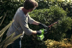 Greenworks G40HT61K2 Cordless 40v Hedge Trimmer 61cm/24in With Battery -Tools Shop GWG40HT61K2 04