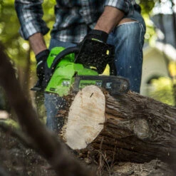 Greenworks GD60CS40 Cordless 60v Chainsaw 40cm/16in Bare Unit -Tools Shop GWGD60CS40 09