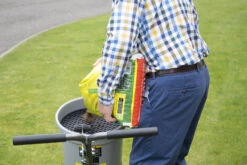 Handy S50 Garden & Salt Broadcast Spreader 23kg Capacity -Tools Shop THS50 08