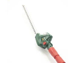 Webb V20PHT Cordless 20v Long Reach Hedge Trimmer 50cm/20in With Battery -Tools Shop WEV20PHT 03