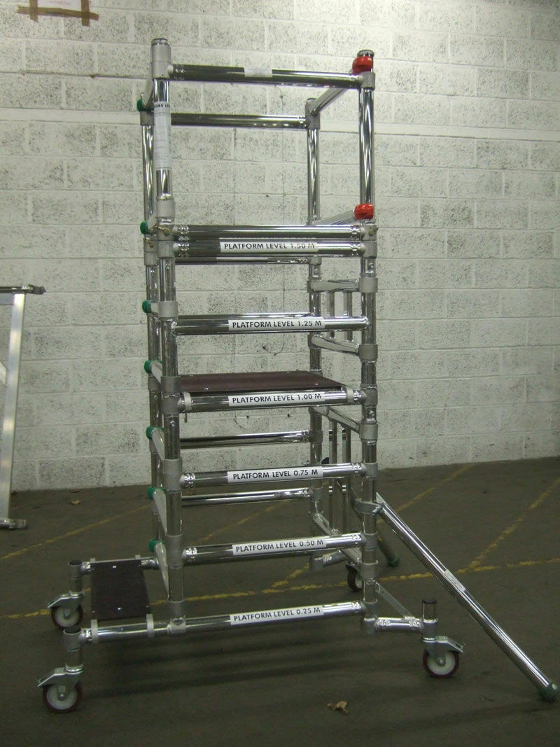 Euro Microfold1000 Folding Podium Steps 5 Euro Microfold1000 Folding Podium Steps - Image 5