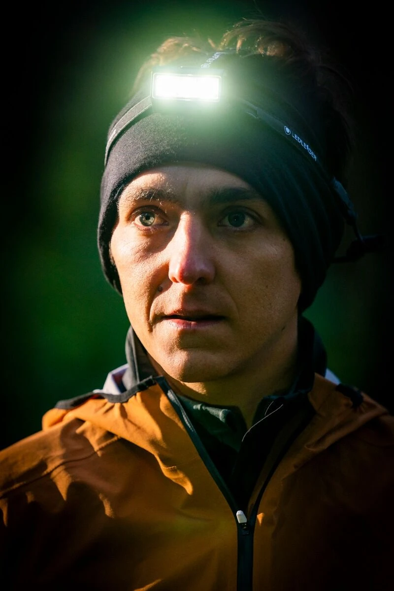 Ledlenser NEO9R Rechargeable Running Head Torch 1200 Lumens (Black Or Blue) 2 Ledlenser NEO9R Rechargeable Running Head Torch 1200 Lumens (Black Or Blue) - Image 2