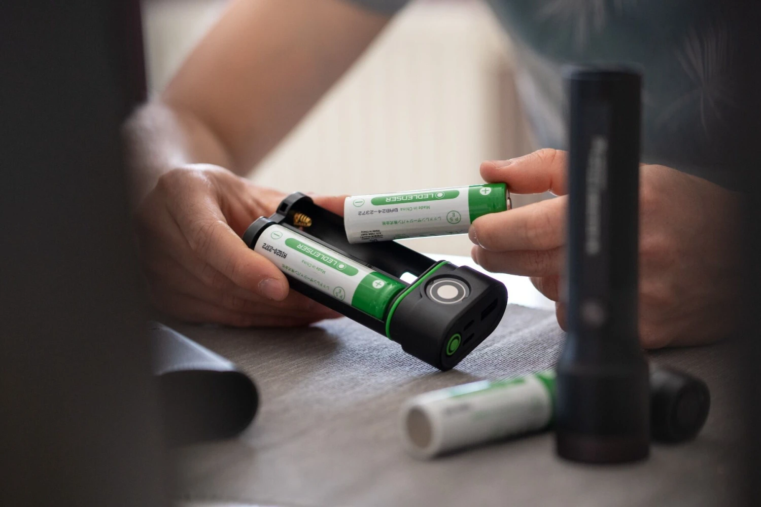 Ledlenser FLEX10 Li-Ion Powerbank Plus 9000mAh 2 X 21700 - Image 4