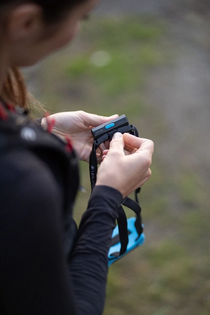 Ledlenser NEO9R Rechargeable Running Head Torch 1200 Lumens (Black Or Blue) 4 Ledlenser NEO9R Rechargeable Running Head Torch 1200 Lumens (Black Or Blue) - Image 4